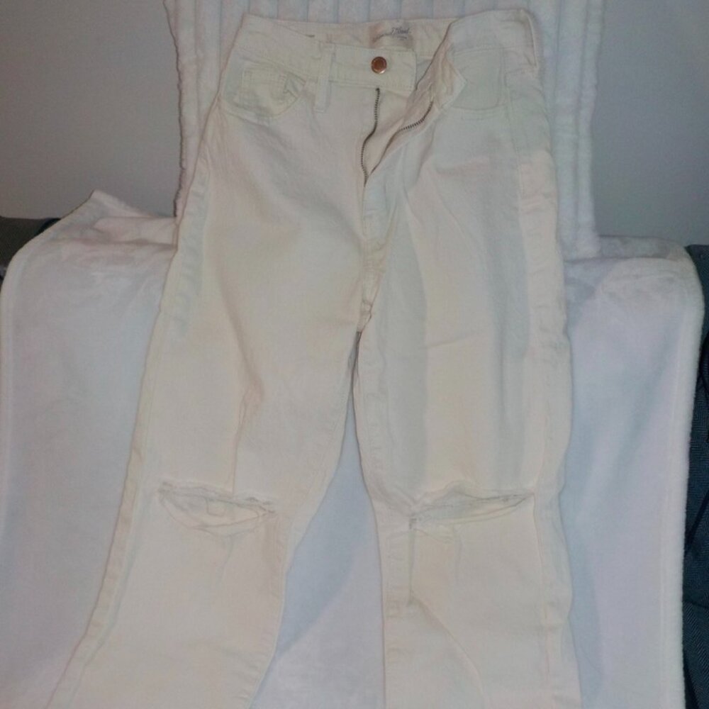 Universal Thread Vintage Jean - image 1